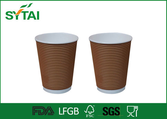 China Las tazas de papel/12oz de la ondulación biodegradable aislaron las tazas de café de papel con las tapas proveedor