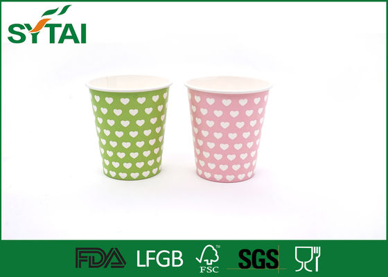 China Las tazas de papel de la bebida caliente disponible, las tazas de café biodegradables escogen el PE cubierto proveedor
